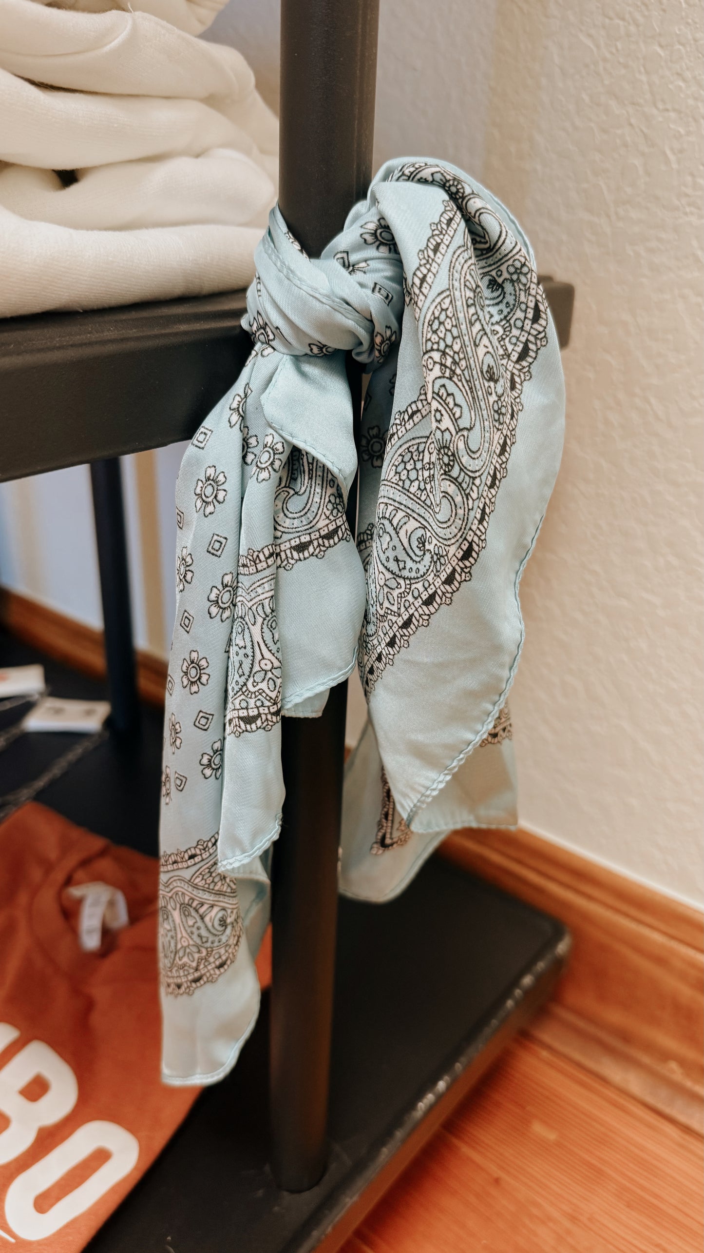 The Paisley (Light Blue)
