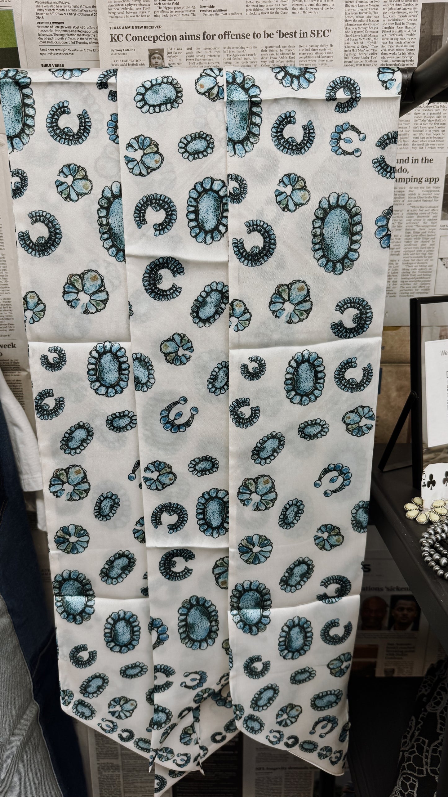 Turquoise Cluster Twilly