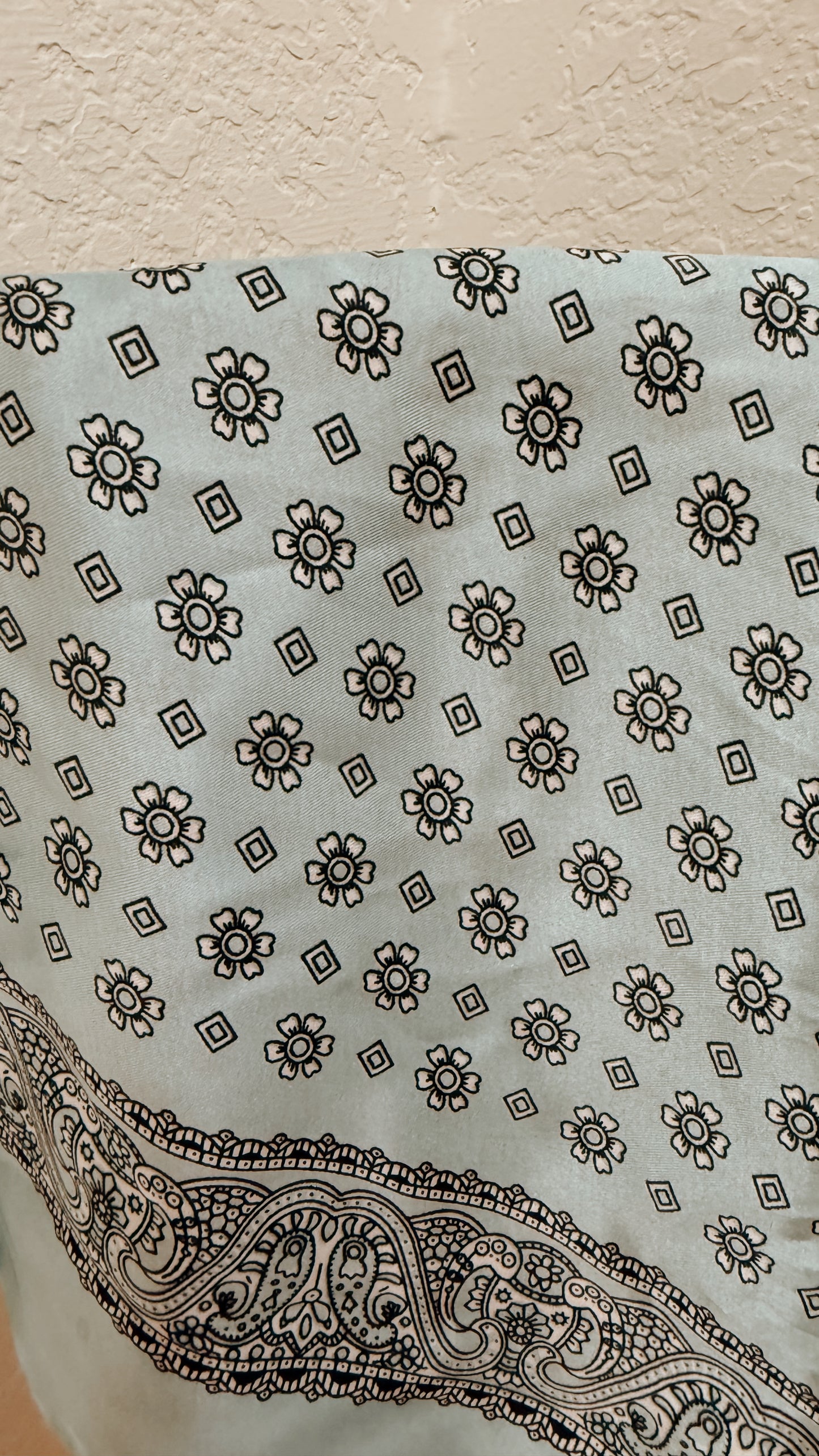 The Paisley (Light Blue)